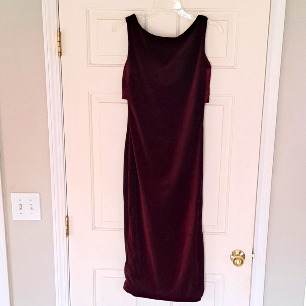 Harlow vintage maxi burgandy velvet look holiday party dress. Size 4.